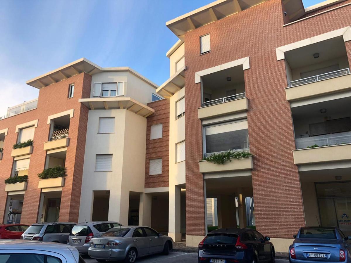 Apartament Le Miromi Civitanova Marche Zewnętrze zdjęcie